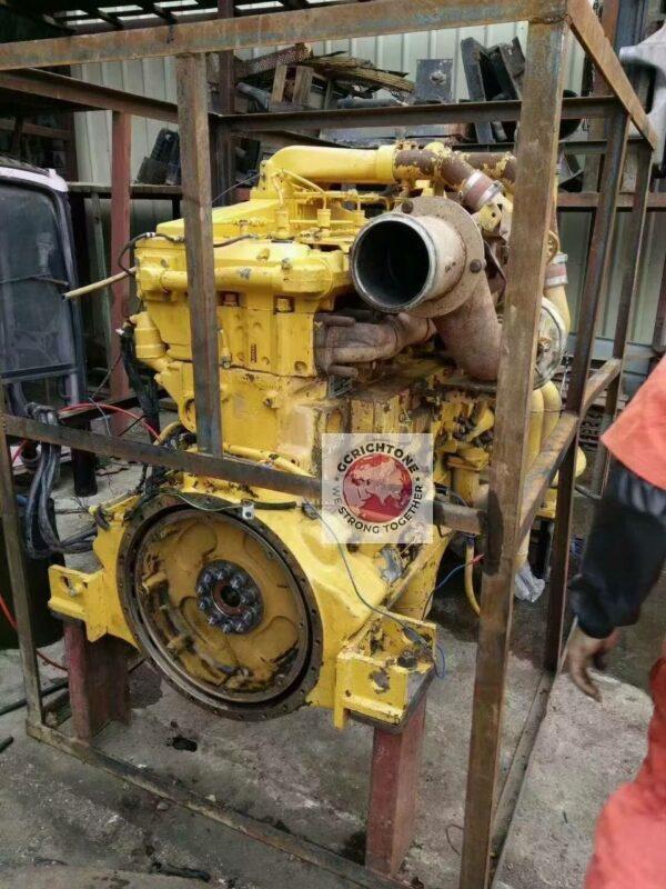 Двигатель Komatsu SAA6D170-1 2 Двигатель Komatsu SAA6D170-1